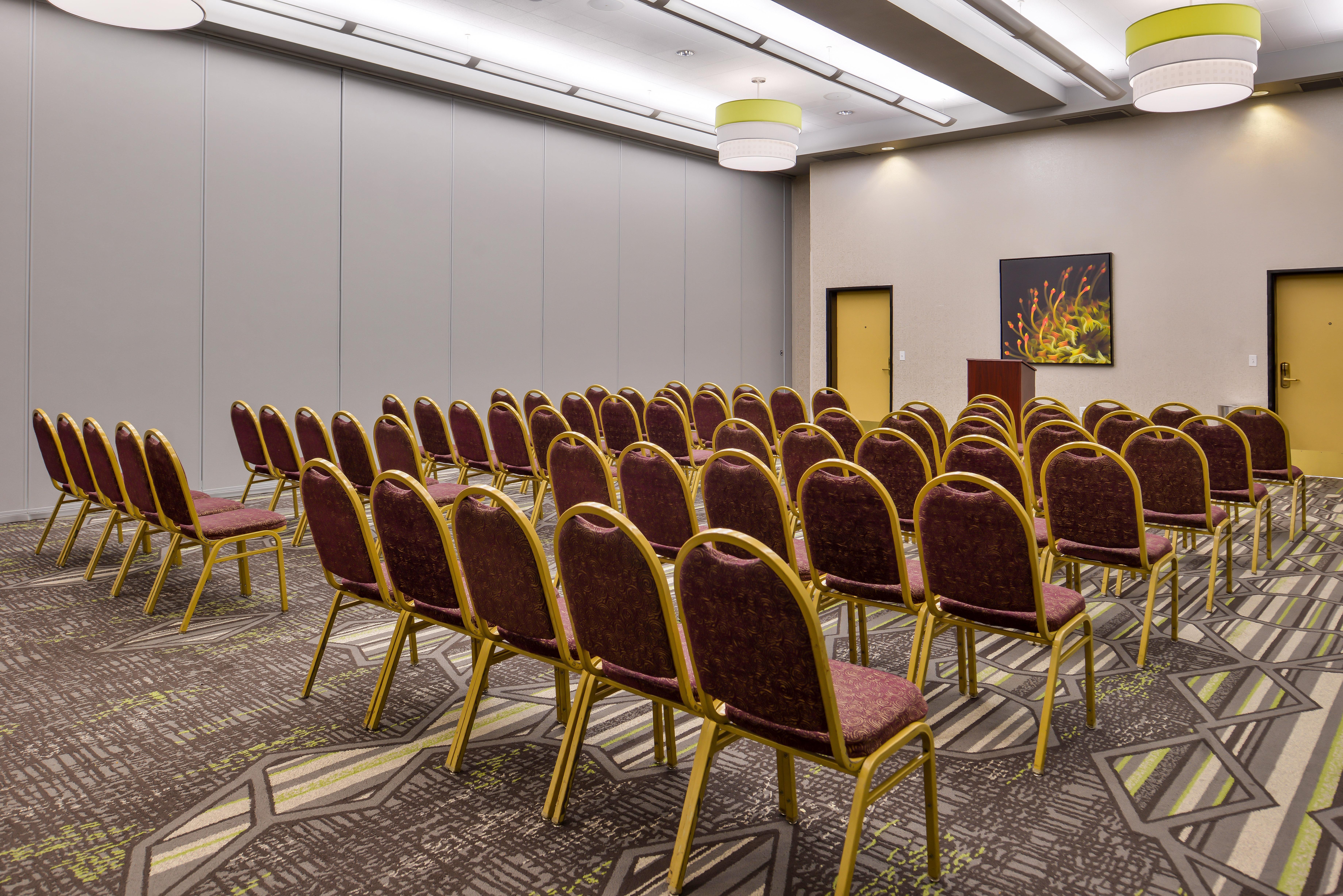Holiday Inn Express & Suites Elk Grove Central - Hwy 99 By Ihg מראה חיצוני תמונה