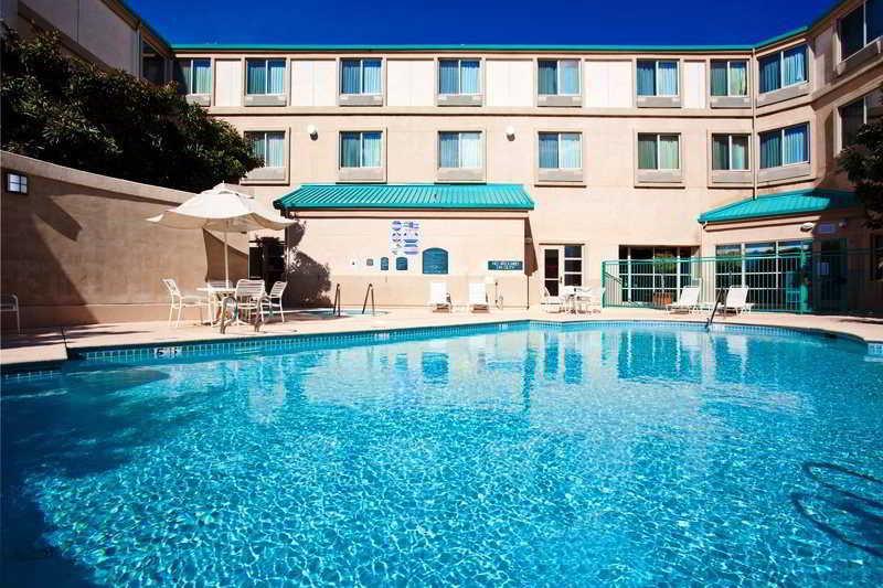 Holiday Inn Express & Suites Elk Grove Central - Hwy 99 By Ihg מראה חיצוני תמונה