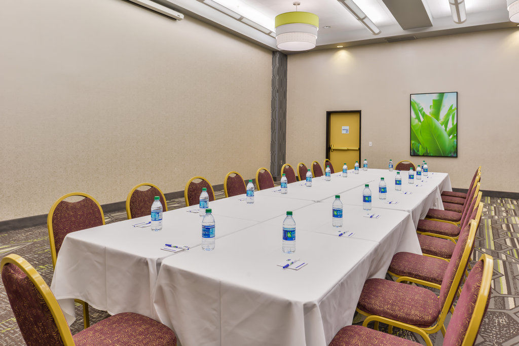 Holiday Inn Express & Suites Elk Grove Central - Hwy 99 By Ihg מראה חיצוני תמונה